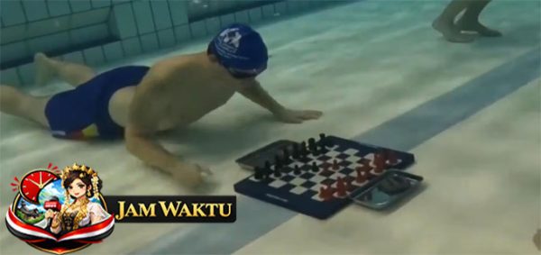 Zyon Kollen Dives to Victory at World Diving Chess Championships in Groningen