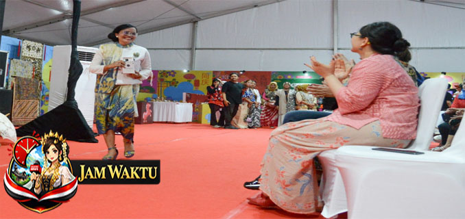 Indonesia's Lunar New Year Harmony Fashion Show Is an Effective Means of Promoting Local Products